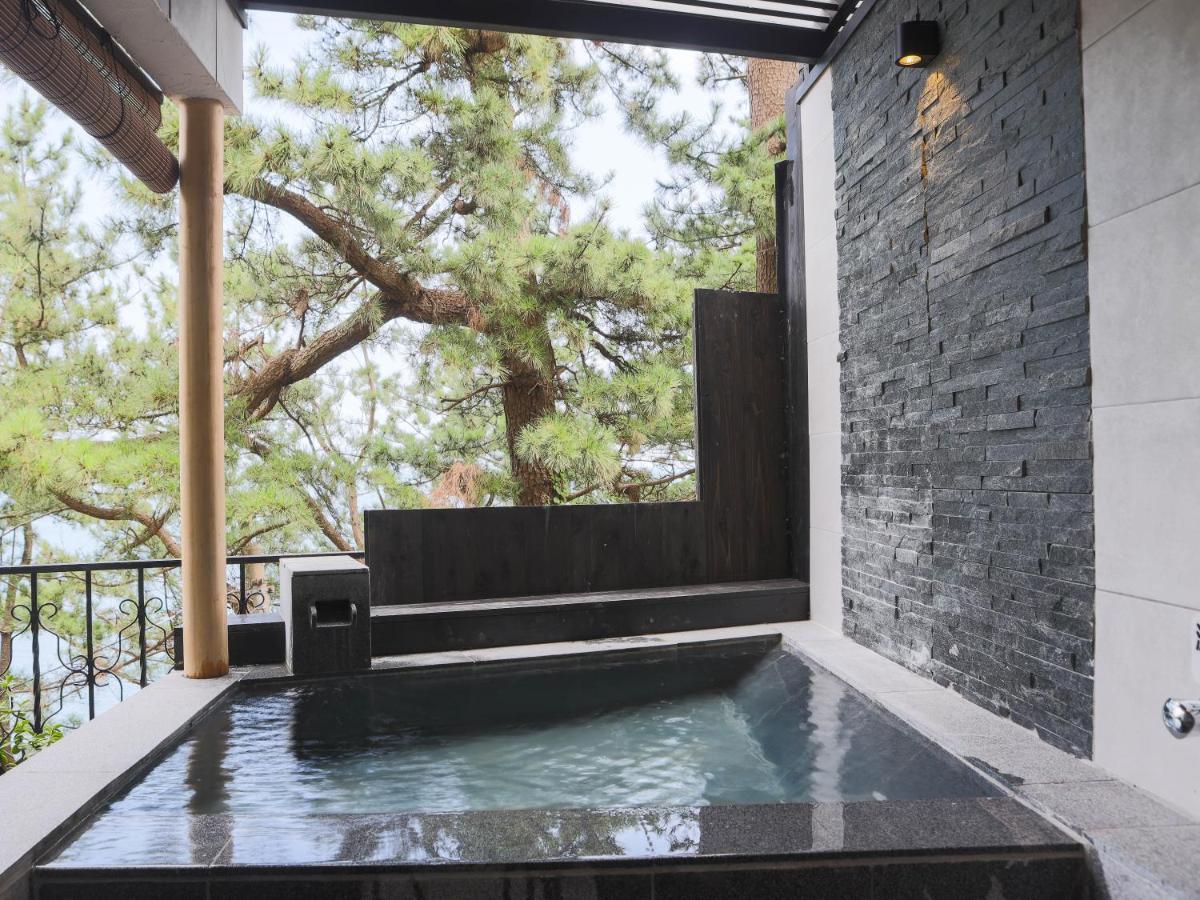 Isana Resort Ito  Exterior photo